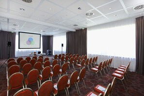 สถานที่จัดงานประชุม