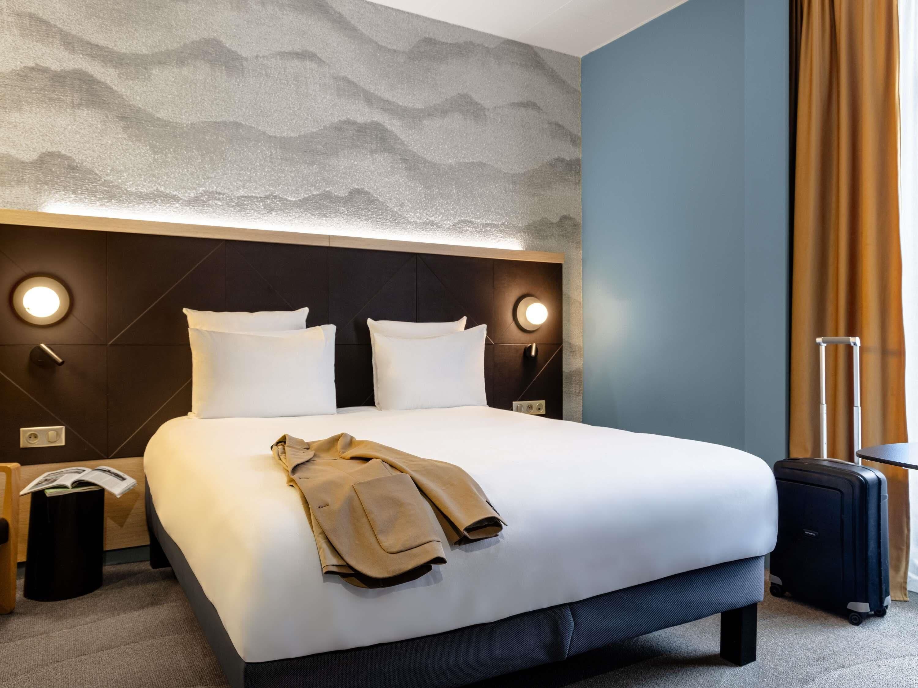 1 Schlafzimmer, Zimmersafe, individuell dekoriert