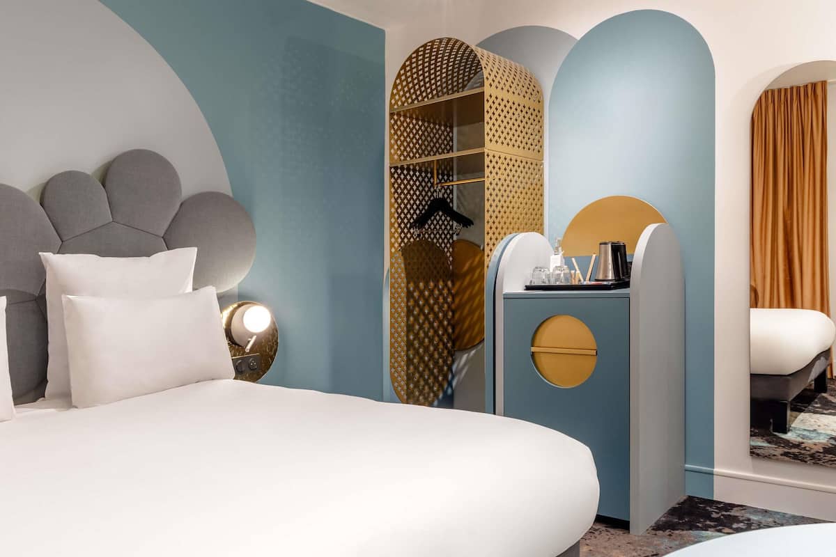 1 quarto, cofres nos quartos, individualmente decorados