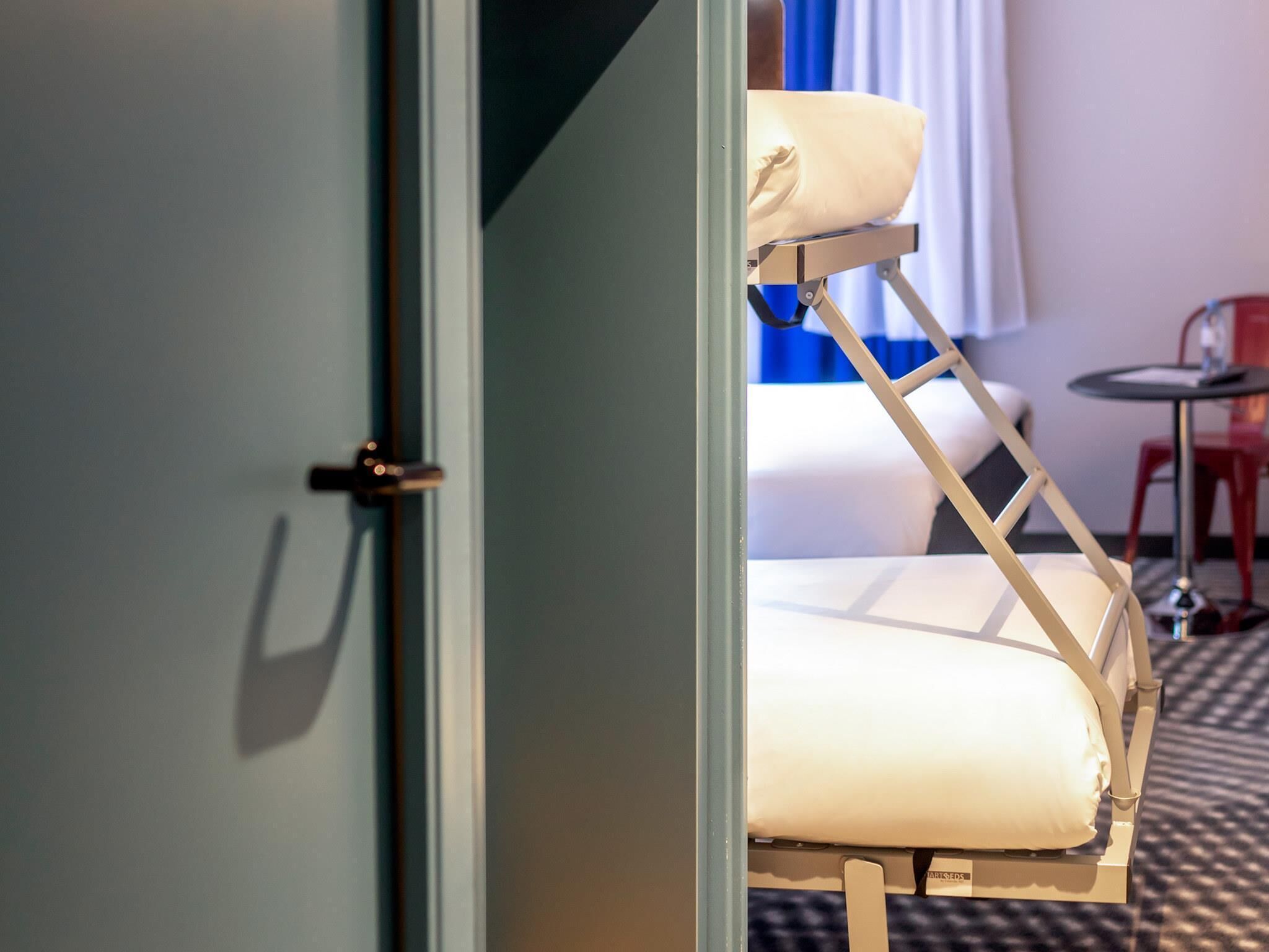 Family Room, Multiple Beds | Premium bedding, pillow-top beds, desk, laptop workspace
