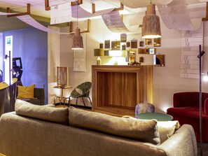 Bar (on property) - ibis Styles Saint Étienne Gare Châteaucreux (Saint-Etienne)