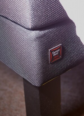 Literie de qualité supérieure, surmatelas, bureau