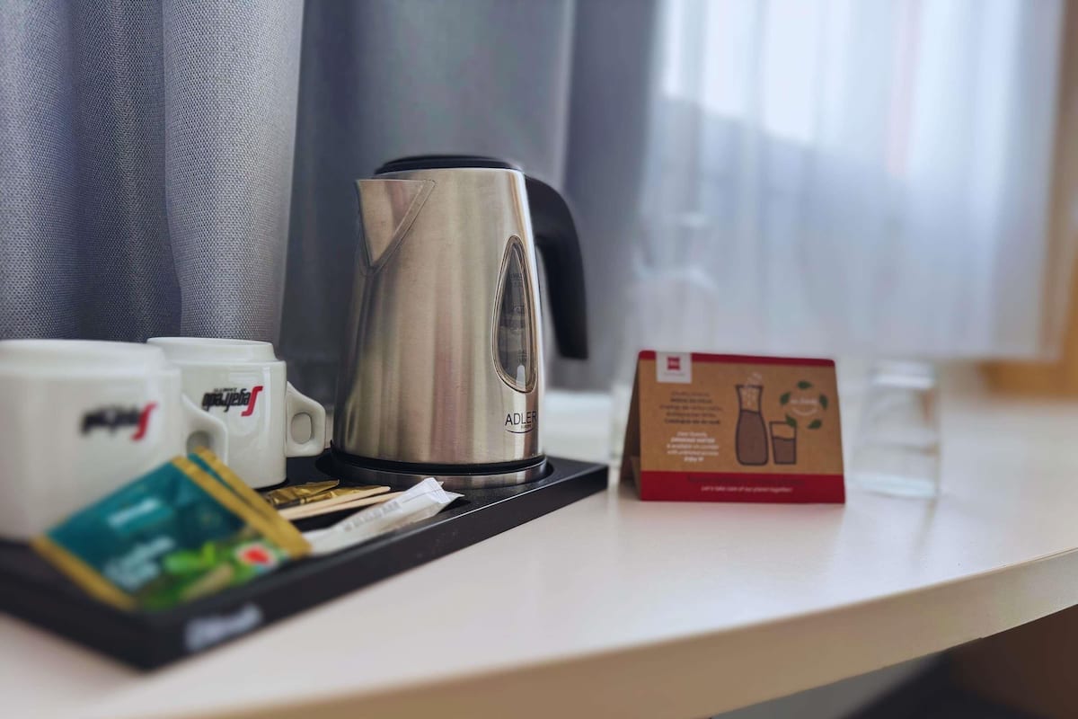 Literie de qualité supérieure, coffres-forts dans les chambres, bureau