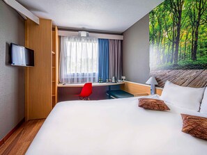 Double Room | Premium bedding, in-room safe, desk, laptop workspace