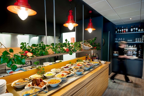 Dîner et souper servis sur place