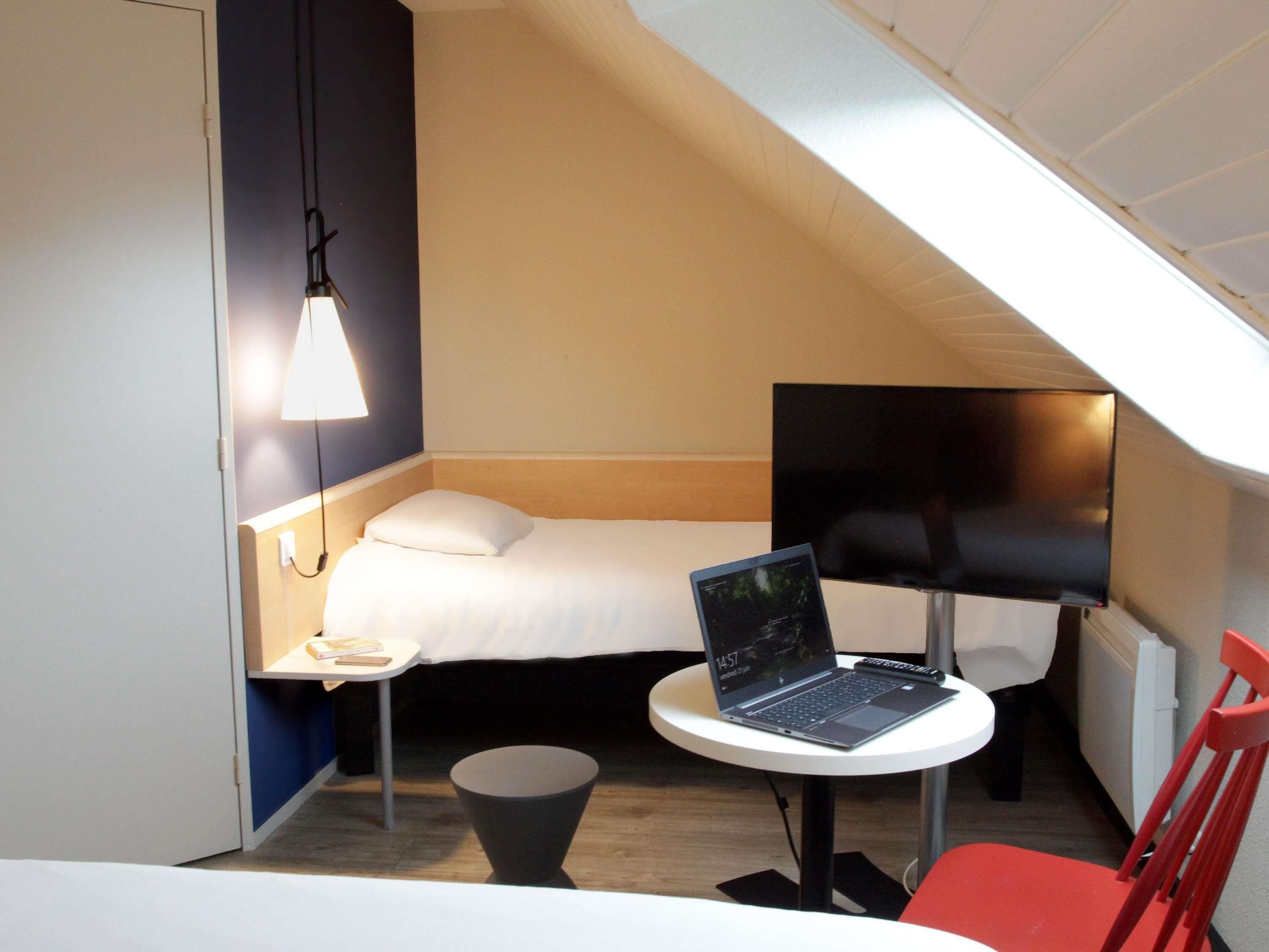 Standard Room, Multiple Beds | Blackout curtains, soundproofing, iron/ironing board