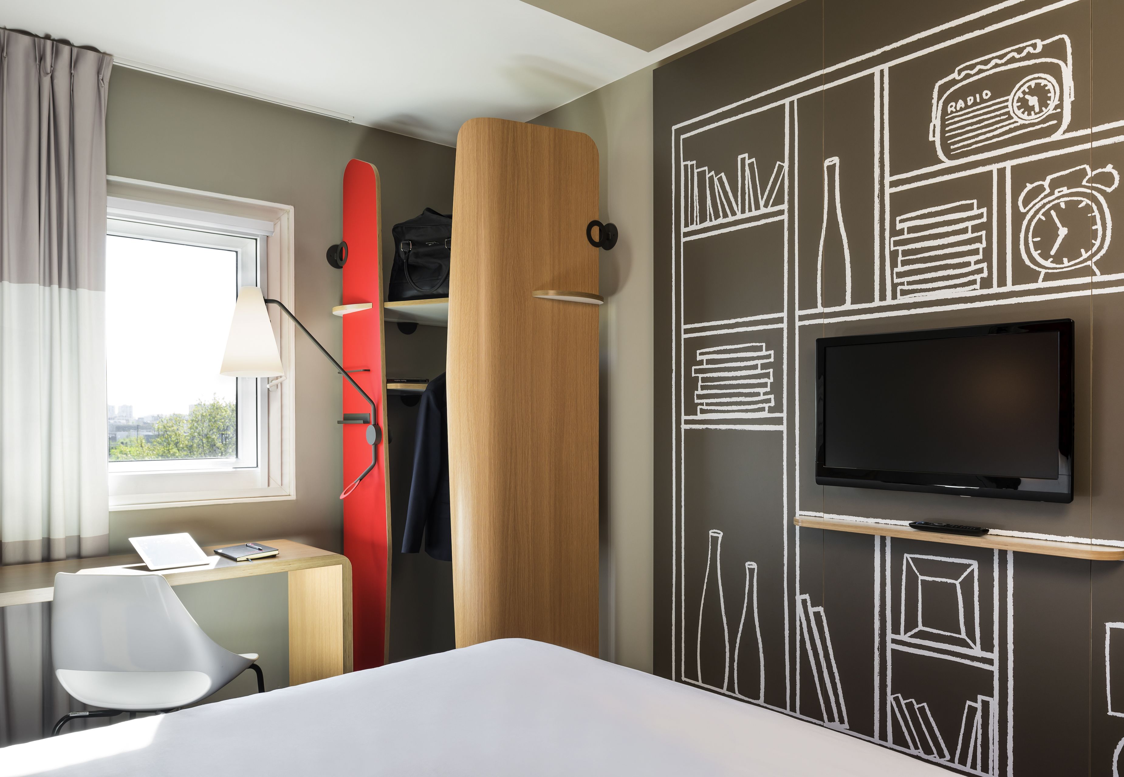 desk, laptop workspace, blackout curtains, free wifi