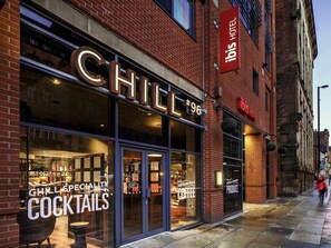 Exterior - ibis Manchester Centre 96 Portland Street (Manchester)