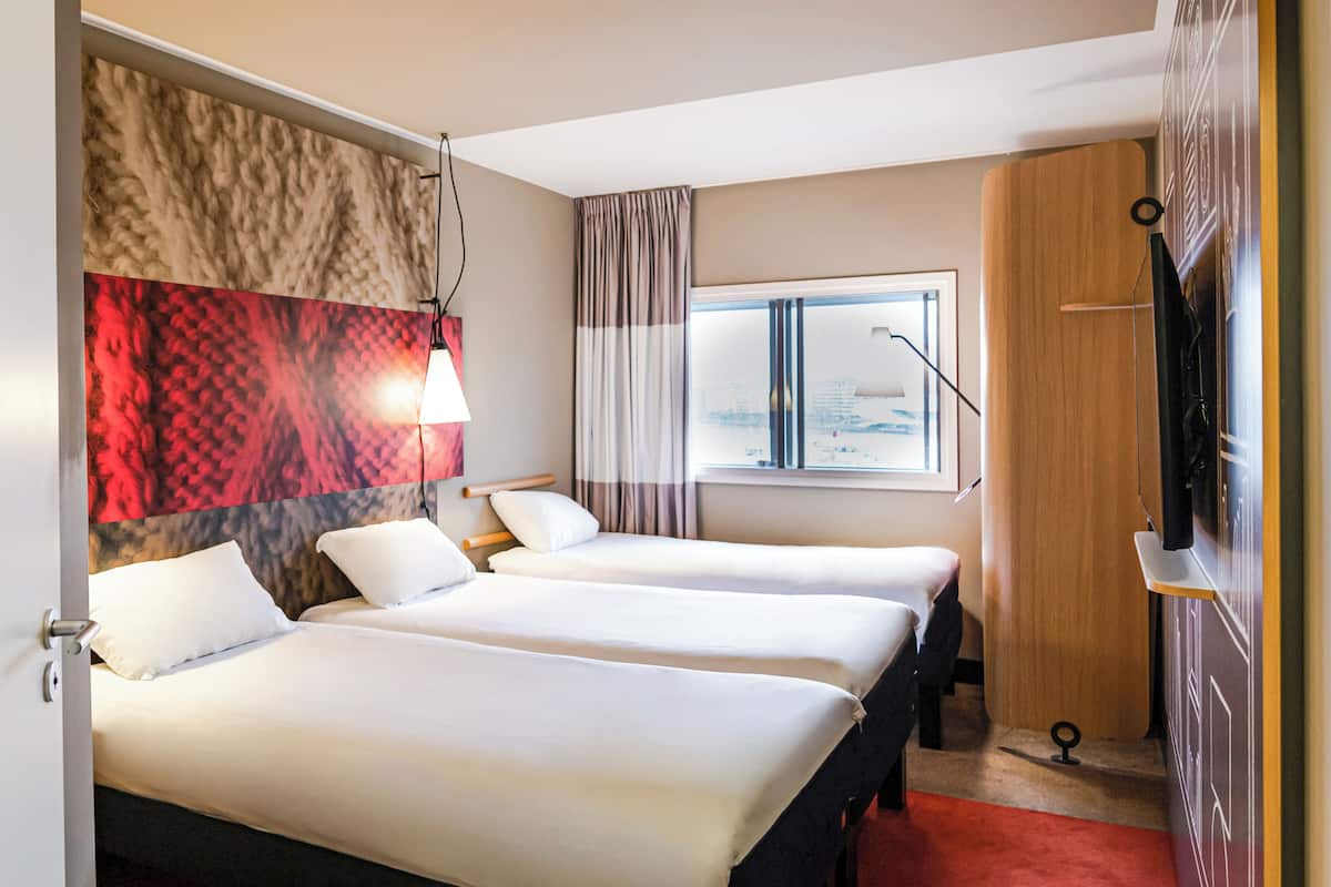 Triple Room, 3 Single Beds (Sweetroom by Ibis)