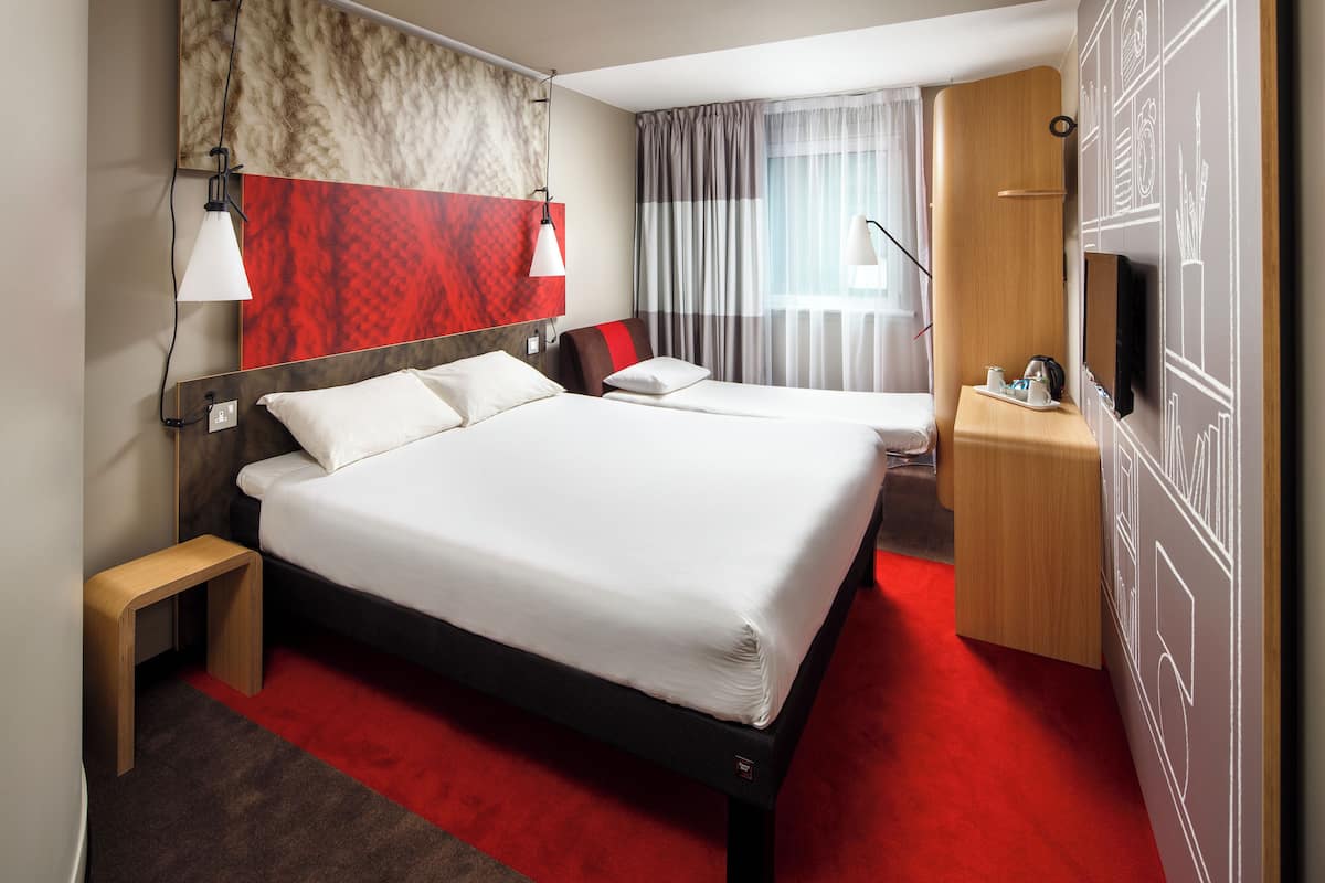 Family Room, Multiple Beds (Sweetroom by Ibis)