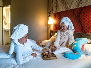 Standard Room, 2 Twin Beds | Premium bedding, pillowtop beds, individually decorated - ibis Arcachon La Teste (La Teste-de-Buch)