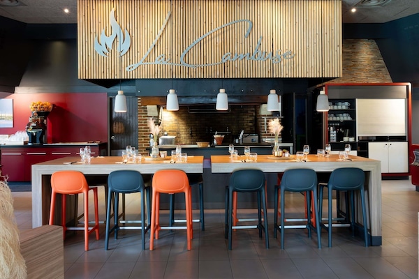 Breakfast, lunch, dinner served; international cuisine, pool views