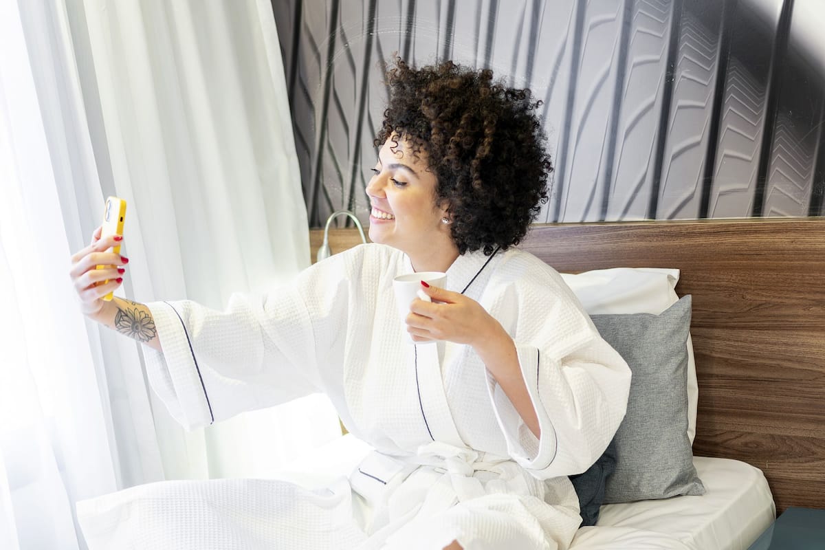 Superior Apartment, 2 Twin Beds | Minibar, in-room safe, laptop workspace, blackout drapes