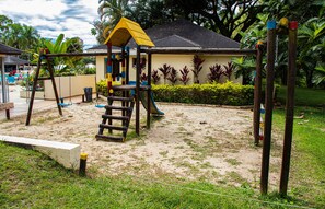 Children’s play area – outdoor