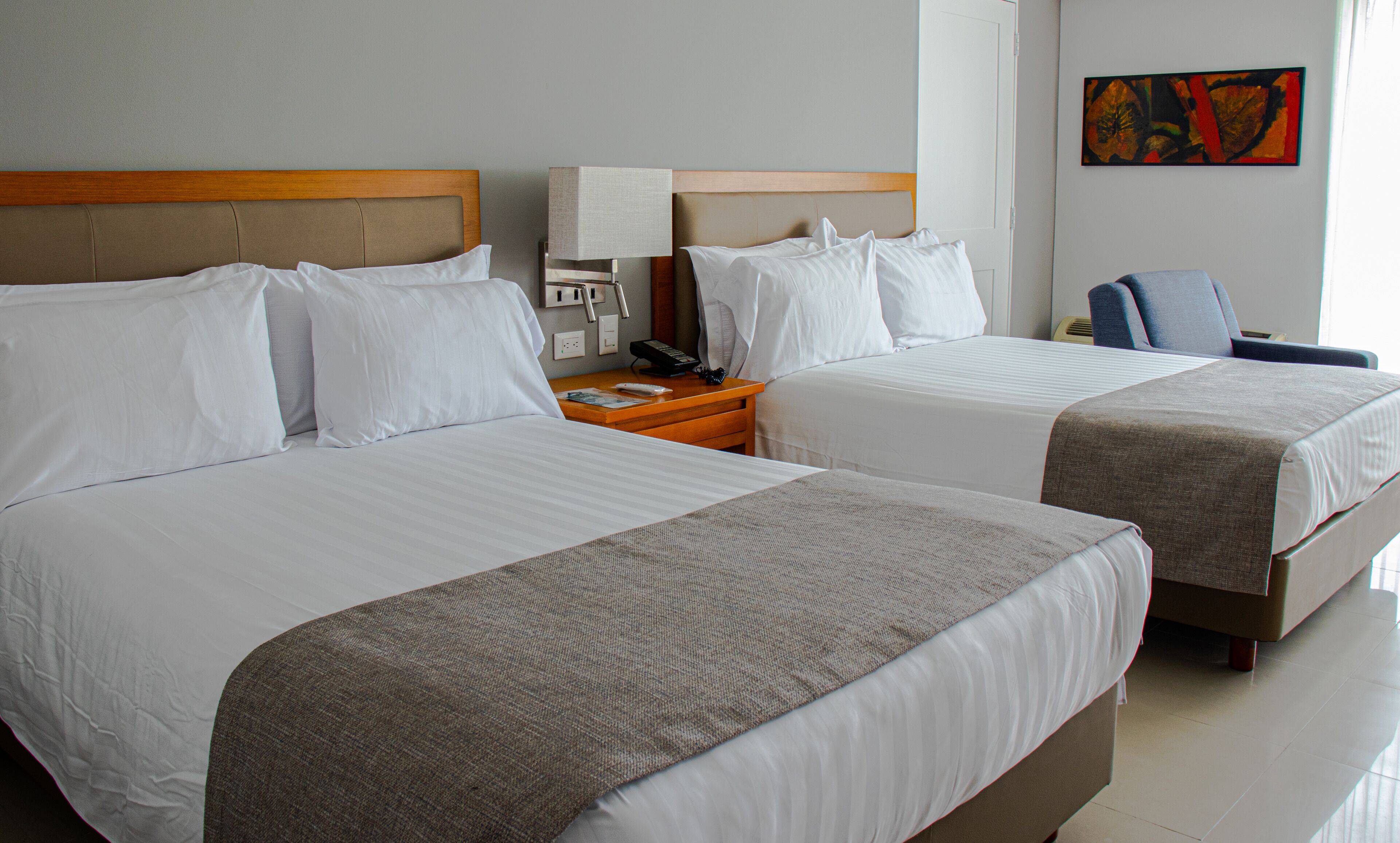 Premium bedding, in-room safe, desk, soundproofing