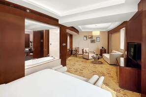 Junior Suite | Premium bedding, down comforters, Select Comfort beds, minibar - ENLUX HOTEL  (Jinan)