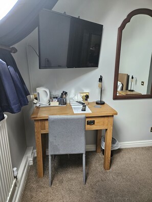 Hochwertige Bettwaren, individuell dekoriert, individuell eingerichtet