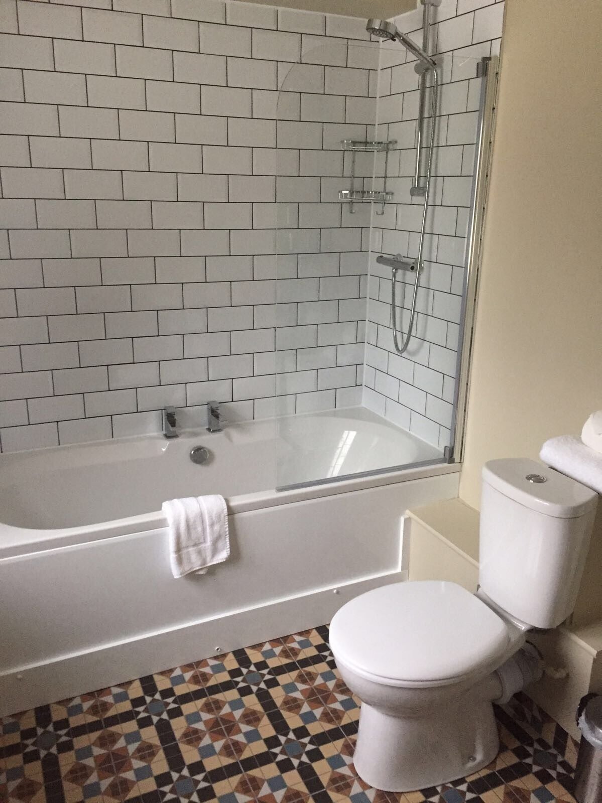 Photo - Oaklands Hotel