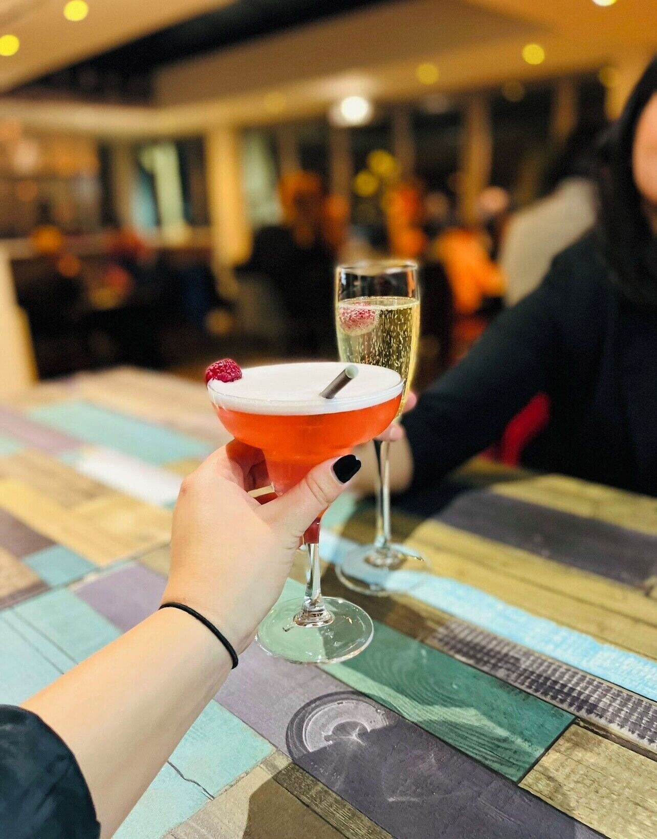 Photo - Oaklands Hotel