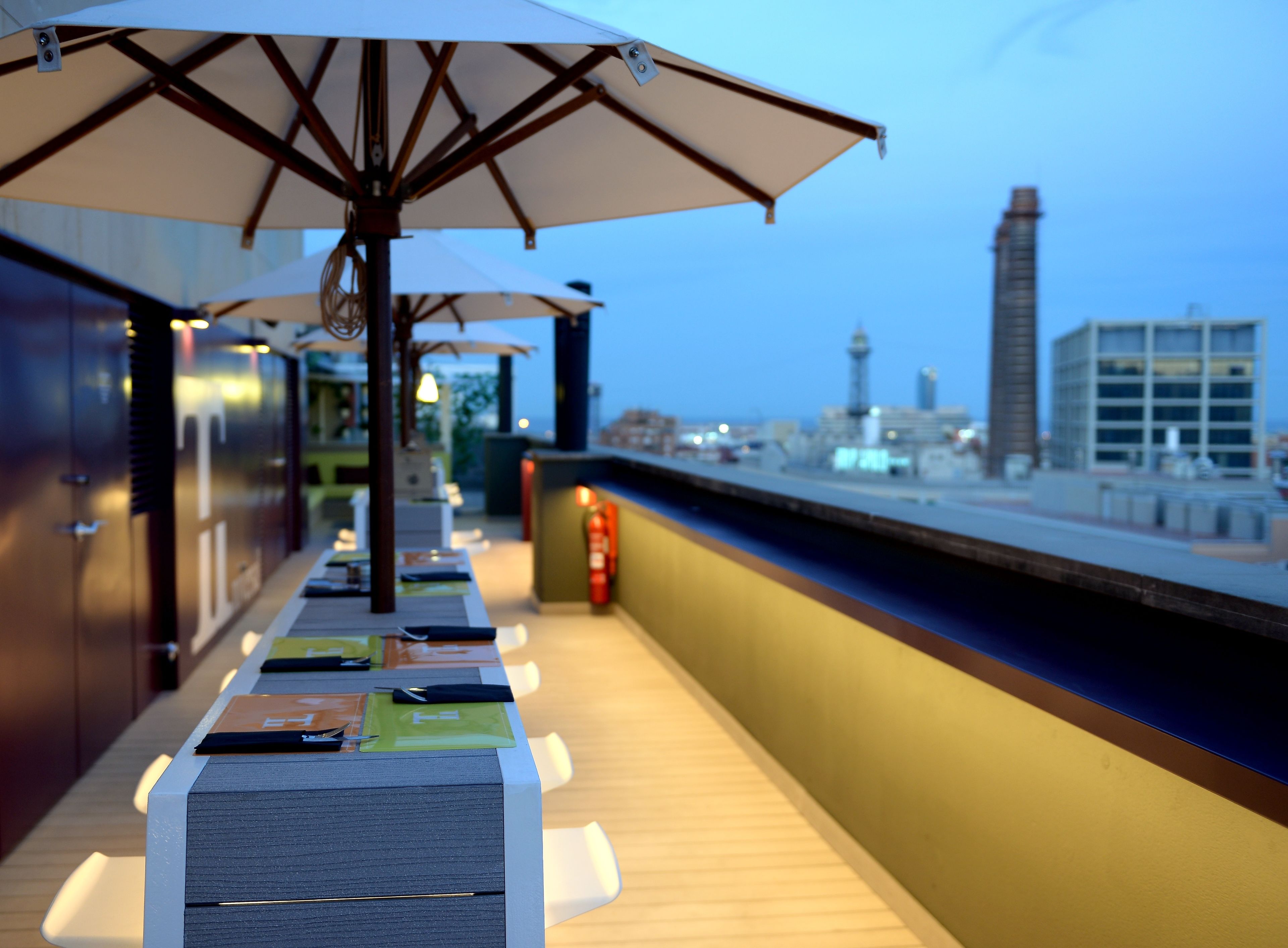 Café da manhã e jantar, local e internacional