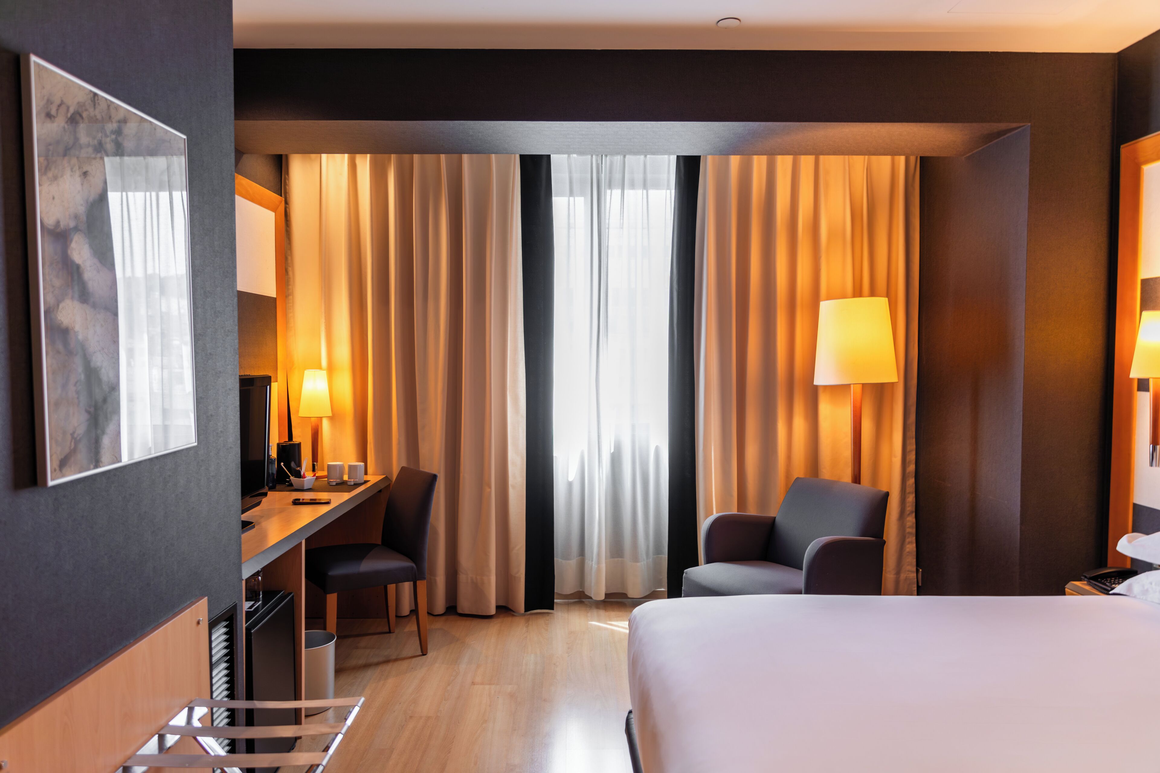 Superior Room | Minibar, in-room safe, blackout drapes, soundproofing