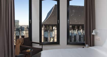 9Hotel Central