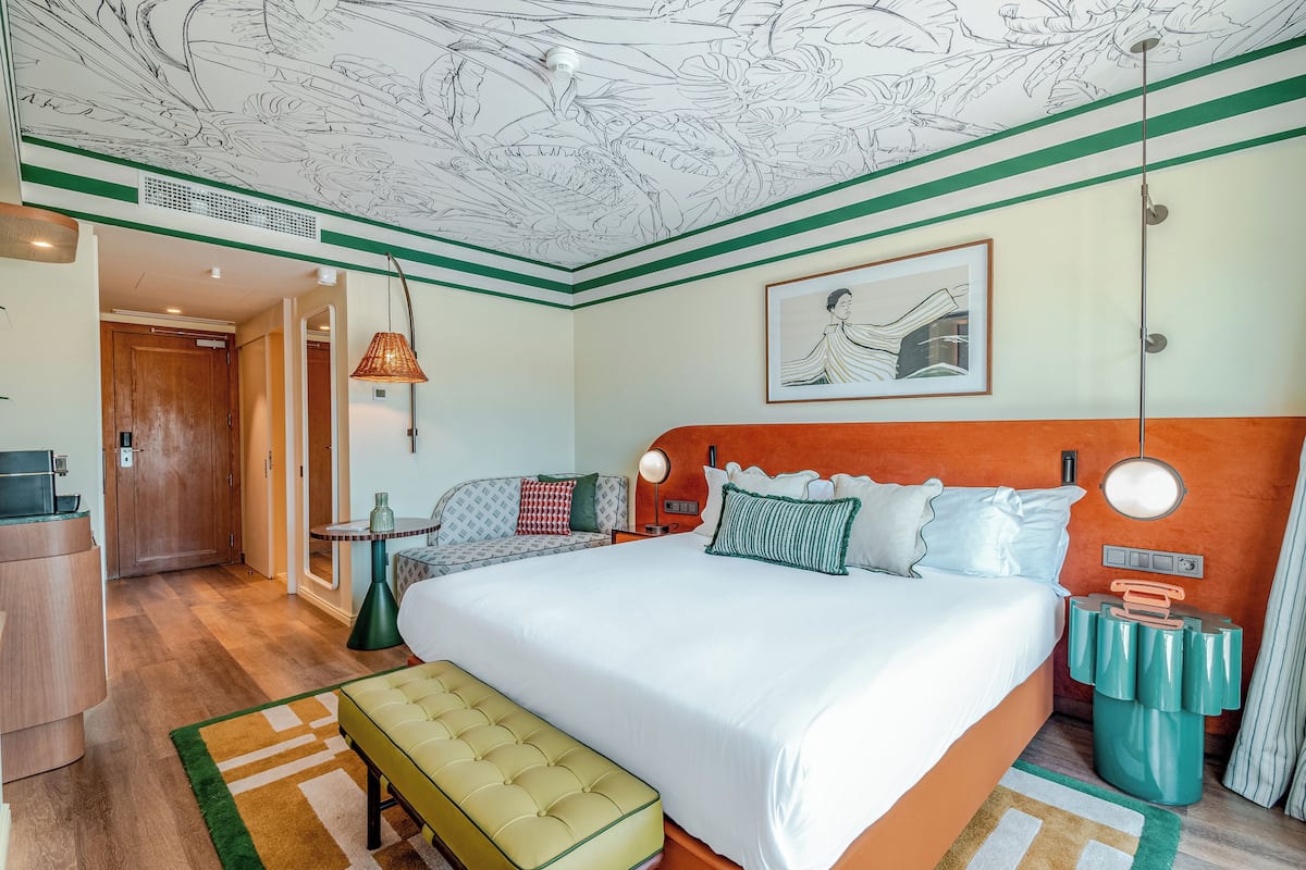 Minibar, in-room safe, desk, blackout drapes