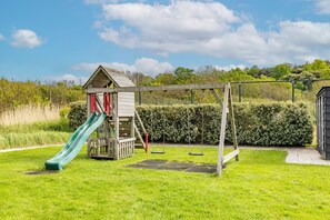 Área de juegos infantiles al aire libre