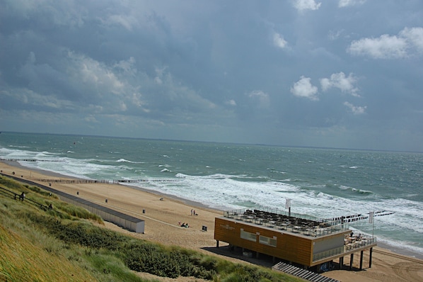 On the beach, beach bar - Fletcher Zuiderduin Beachhotel (Westkapelle)