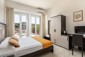 Superior Room, City View | ملاءات من القطن المصري وأغطية فراش متميزة وميني بار وخزنة داخل الغرفة