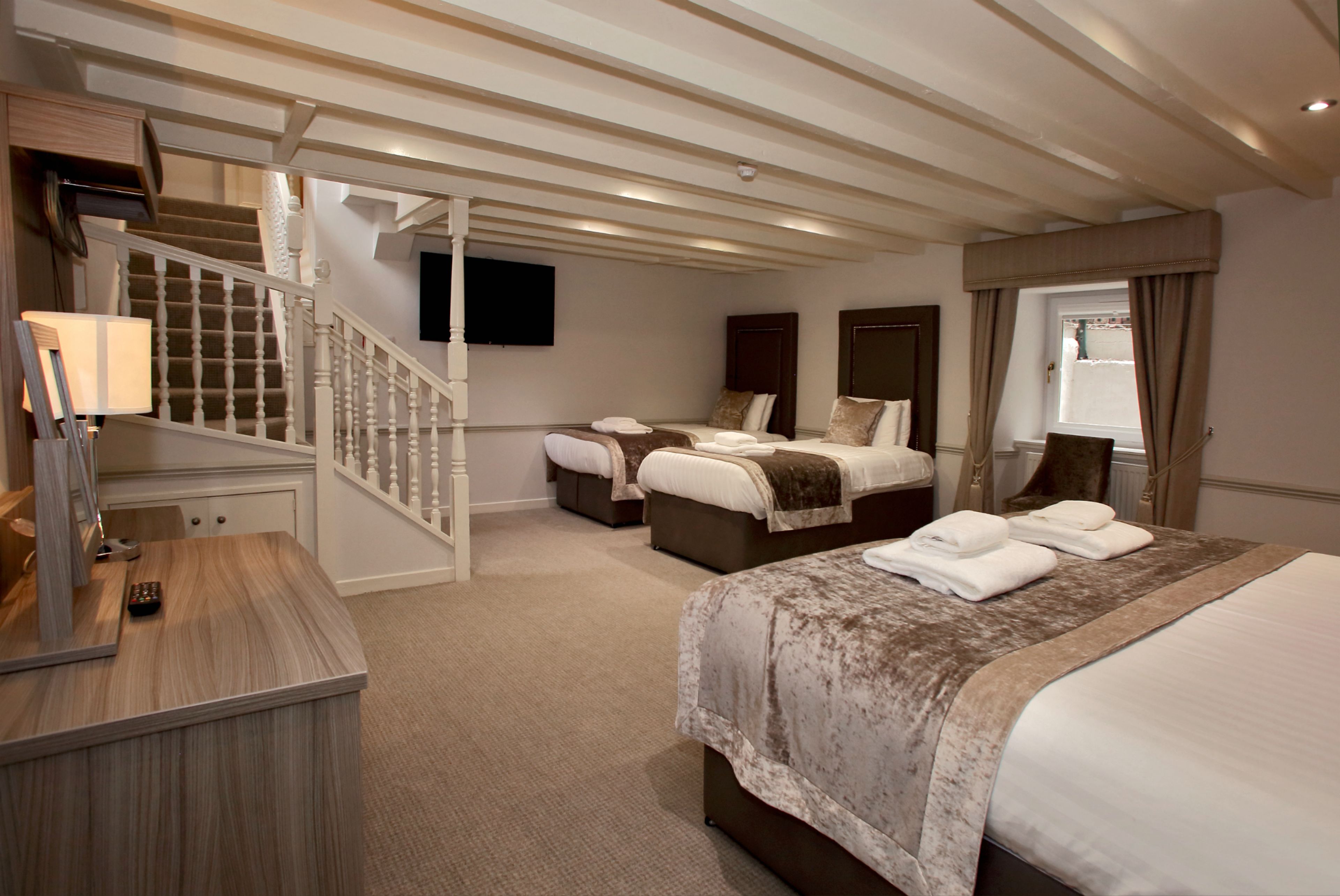 family room, 2 double beds, non smoking | 1 bedroom, desk, laptop workspace, blackout curtains