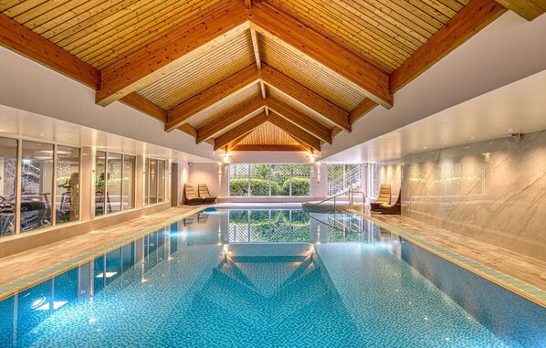 Indoor pool - Inverness Palace Hotel & Spa, WorldHotel Distinctive (Inverness)