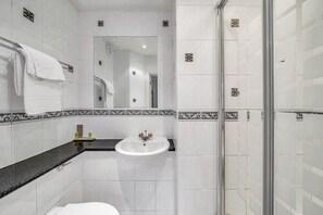 Doppelzimmer | Badezimmer