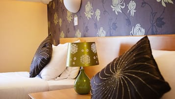 Deluxe-Zweibettzimmer | Schreibtisch, Bügeleisen/Bügelbrett, kostenloses WLAN, Bettwäsche