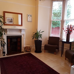Lobby - Abbey House Hotel (Reading)