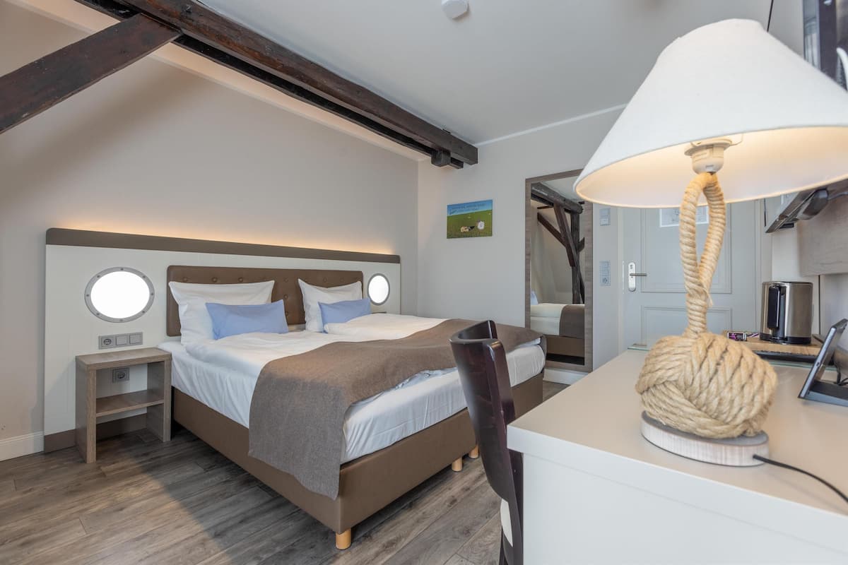 Chambre Standard, 1 très grand lit