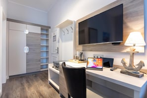 Comfort Room, 1 King Bed