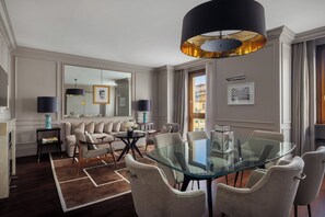 Suite, River View (Portrait) | Minibar, in-room safe, desk, blackout curtains