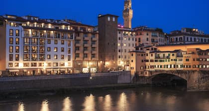 Portrait Firenze - Lungarno Collection
