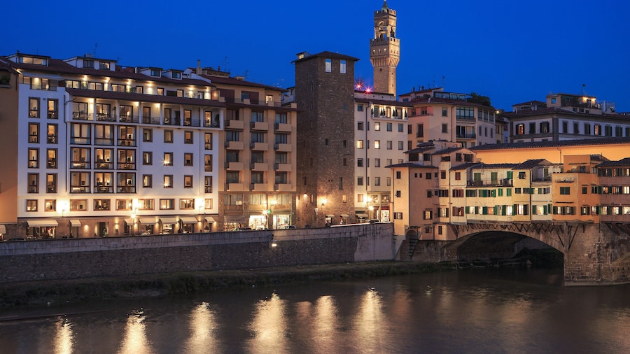 Portrait Firenze - Lungarno Collection