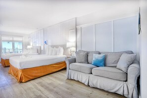 Deluxe Studio Suite, 2 Double Beds | Iron/ironing board, free WiFi, bed sheets