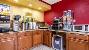 Free daily continental breakfast