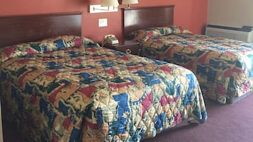 Chambre, 2 lits doubles, accessible aux personnes à mobilité réduite (Handicap)