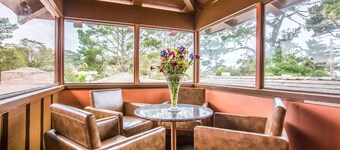 Clarion Collection Wilkie's Inn Pacific Grove - Monterey