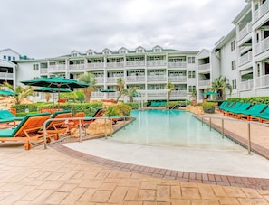 2 outdoor pools, open 8 AM to 10 PM, sun loungers