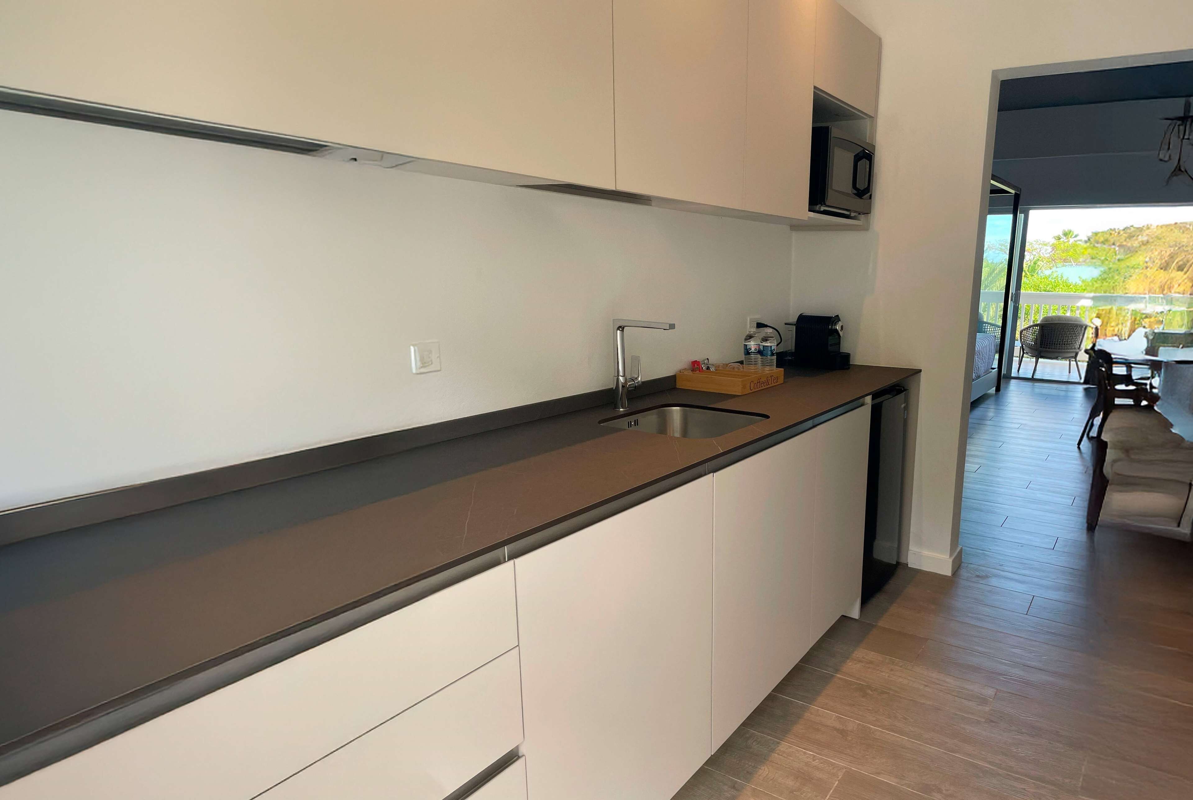 studio, 2 queen beds, poolside | in-room safe, individually decorated, individually furnished, desk