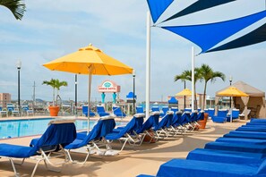 Indoor pool, outdoor pool - Grand Hotel Ocean City Oceanfront (Ocean City)