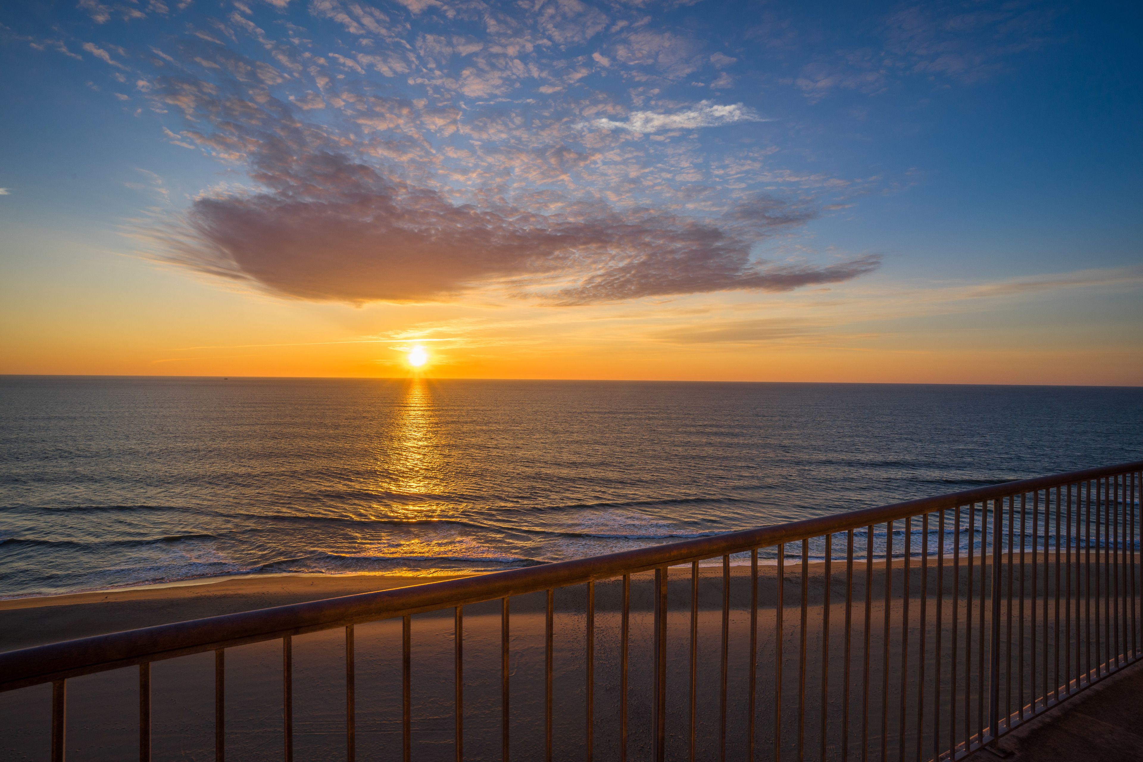 Direct Ocean Front View | Balcony view