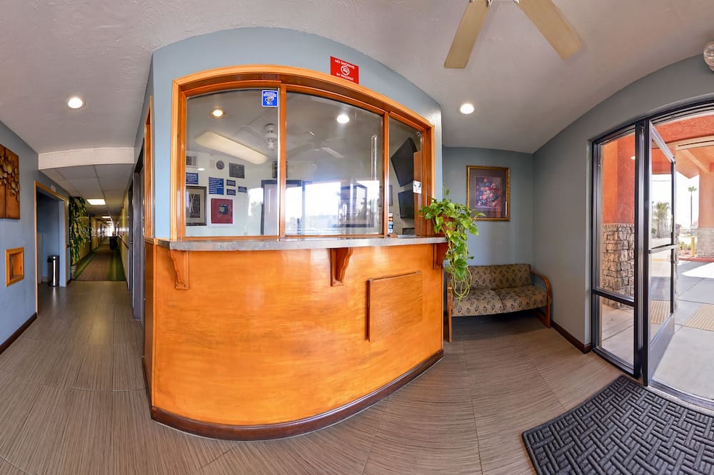 Americas Best Value Inn & Suites Bakersfield E