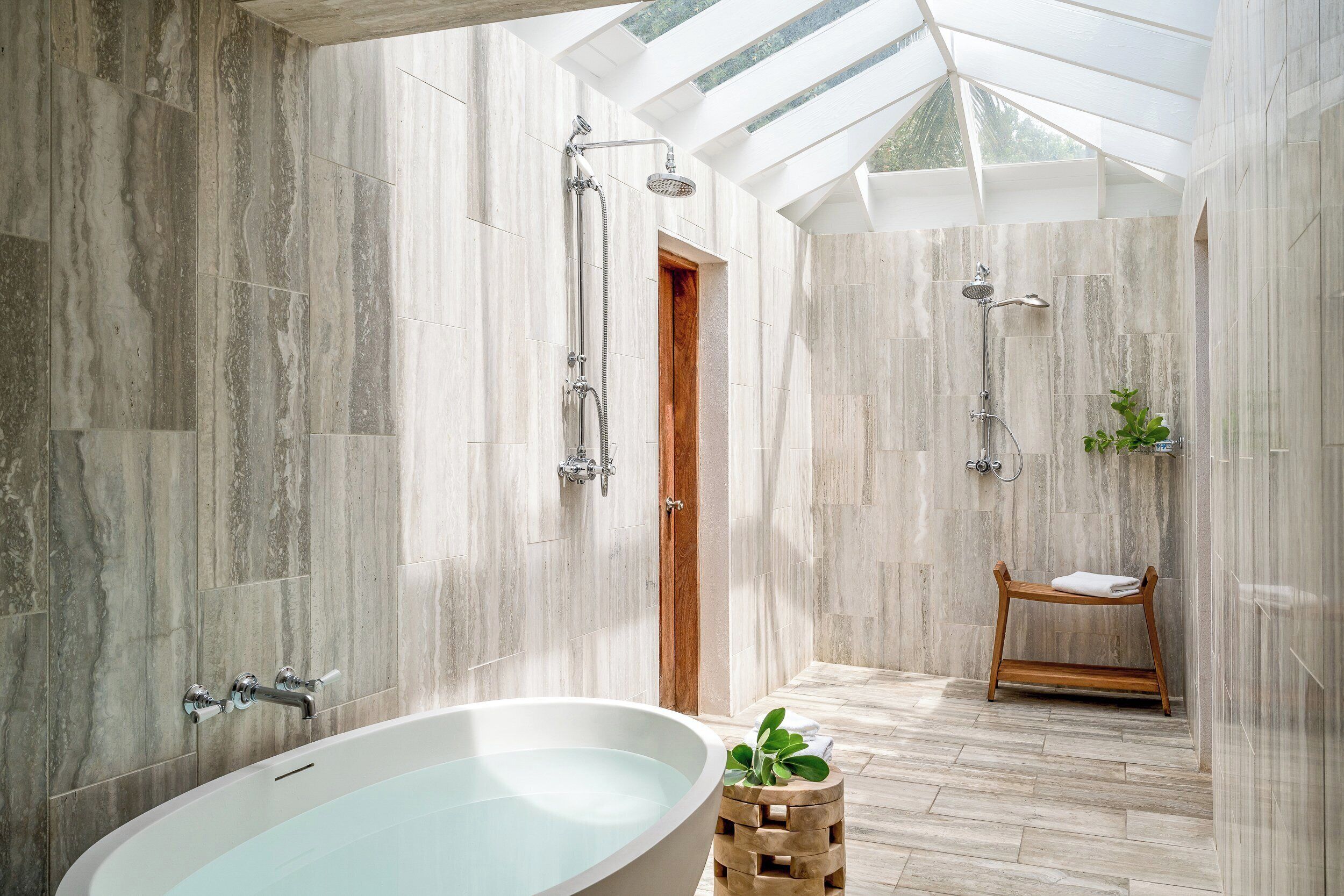 villa, 1 bedroom, beachfront | bathroom | shower, designer toiletries, hair dryer, bathrobes